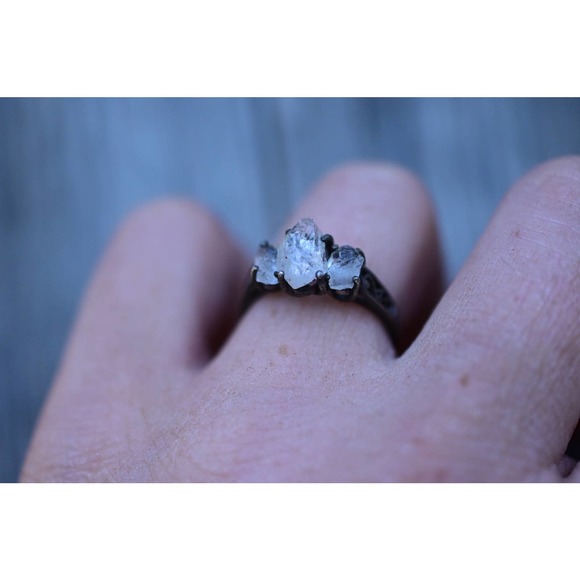 Raw Crystal Ring, Raw Stone Ring, Rings for Women, Stacking Ring, Raw Ge… - Picture 2 of 5